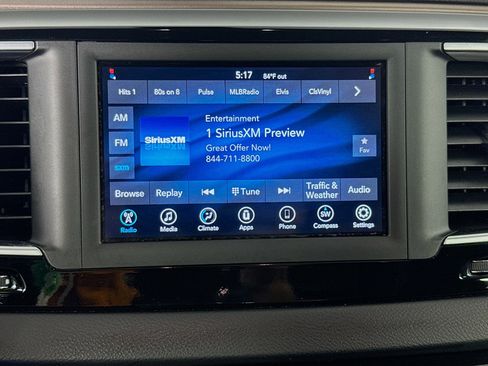 Used 2020 Chrysler Voyager LX FWD image 17