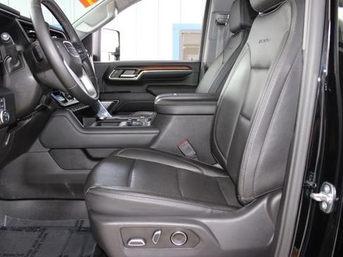 Used 2025 GMC Sierra 2500 Denali w/ Denali Reserve Package AWD/4WD image 21