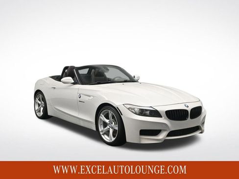 Used 2012 BMW Z4 sDrive28i image 8