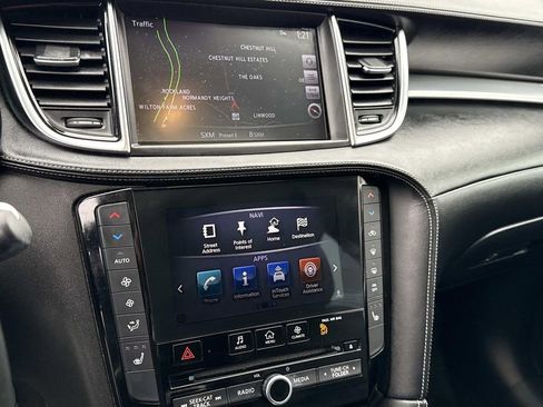 Used 2019 INFINITI QX50 Essential w/ Premium Heat Package image 3