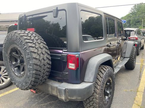 Used 2018 Jeep Wrangler Unlimited Sport S AWD/4WD image 10