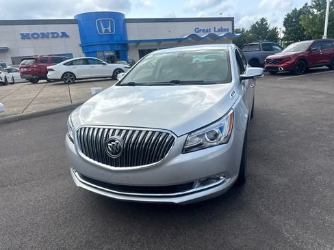 Used 2016 Buick LaCrosse Leather FWD image 2