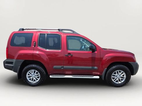 Used 2014 Nissan Xterra S AWD/4WD image 7
