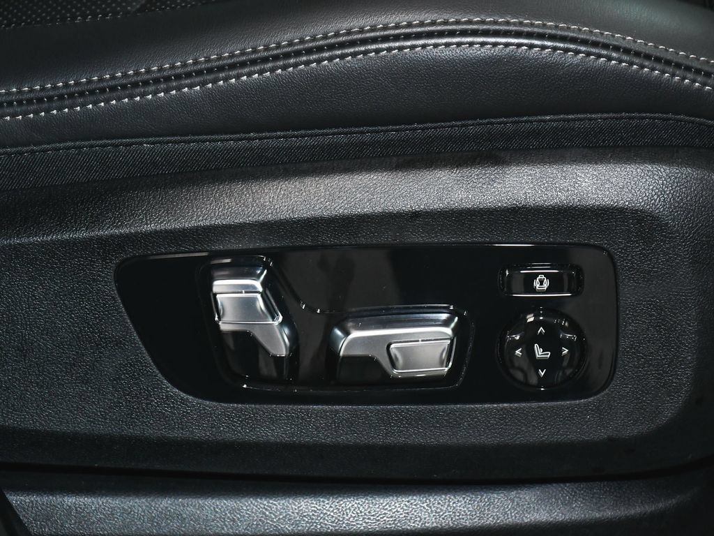 Used 2026 BMW X5 xDrive40i AWD/4WD image 62