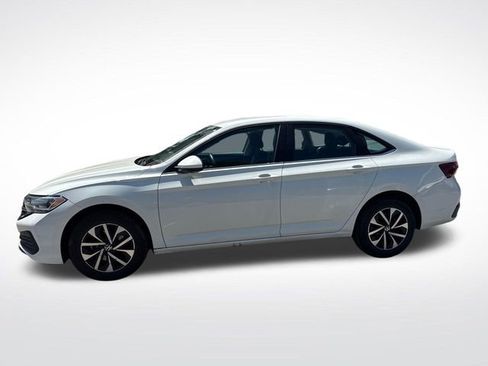 Used 2024 Volkswagen Jetta S FWD image 3