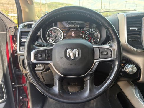 Used 2020 RAM 1500 Laramie AWD/4WD image 12