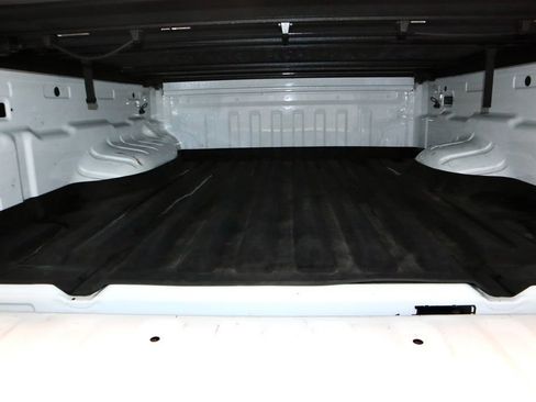Used 2023 Nissan Frontier S RWD image 12