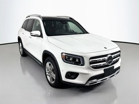Used 2022 Mercedes-Benz GLB 250 4MATIC image 7