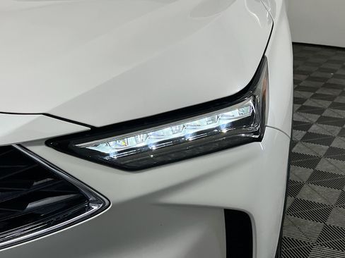 Used 2025 Acura MDX SH-AWD image 11