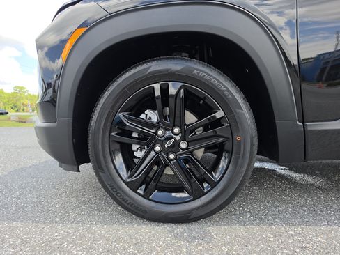 New 2026 Chevrolet TrailBlazer LT w/ Convenience Package FWD image 38