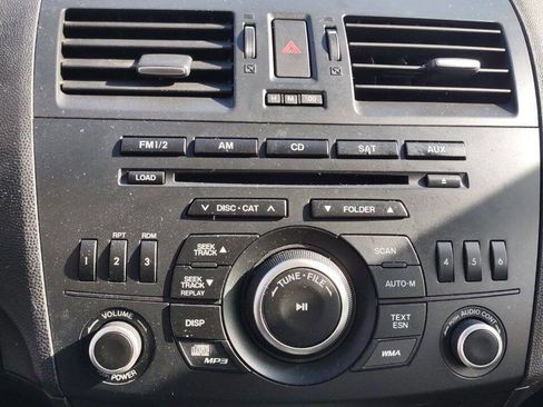 Used 2013 MAZDA MAZDA3 i Touring image 15