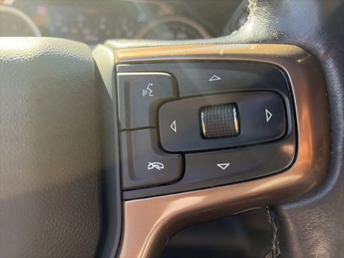 Used 2022 Chevrolet Silverado 2500 High Country w/ Z71 Off-Road Package image 15