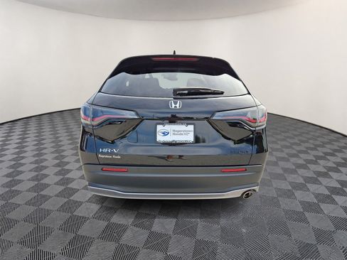 Used 2025 Honda HR-V Sport image 5