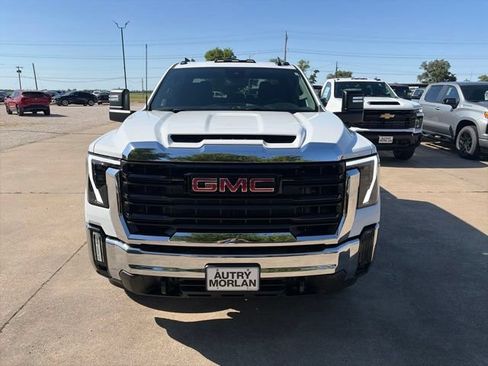 New 2026 GMC Sierra 2500 Pro AWD/4WD image 2