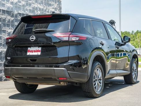 Used 2024 Nissan Rogue S AWD/4WD image 6