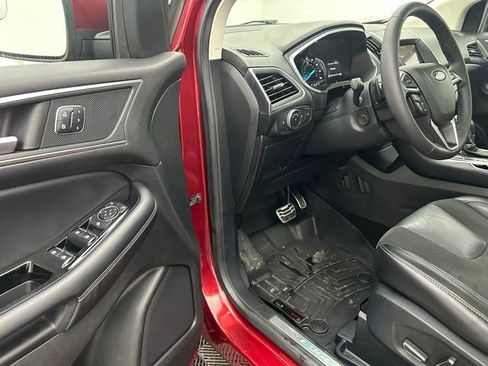 Used 2018 Ford Edge Sport image 27