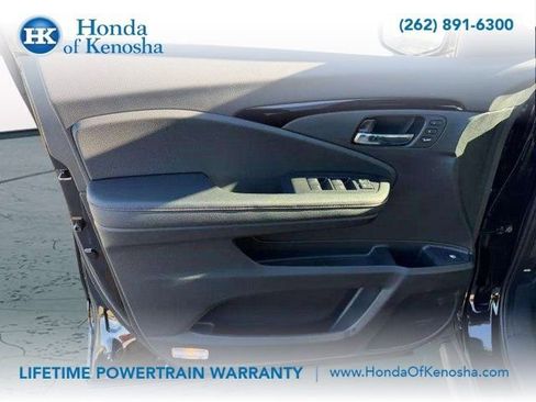 New 2026 Honda Ridgeline Black Edition image 17