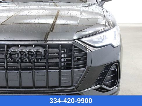 New 2025 Audi Q3 2.0T Premium image 8