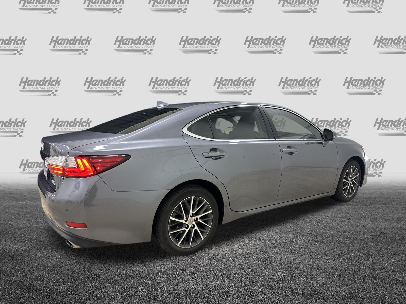 Used 2017 Lexus ES 350 w/ Luxury Package FWD image 10