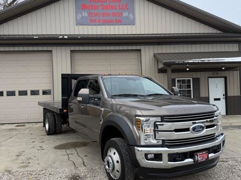 Used 2019 Ford F550 Crew Cab DRW 4WD image 1