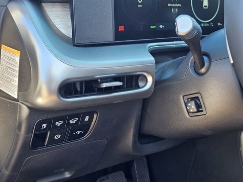 New 2026 Hyundai Ioniq 9 Limited image 15