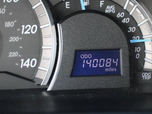 Used 2014 Toyota Camry SE image 27