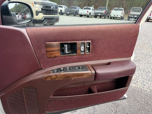 Used 1996 Chevrolet Caprice Classic image 7