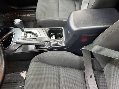Certified 2018 Toyota RAV4 XLE w/ Carpet Mat Package AWD/4WD image 23