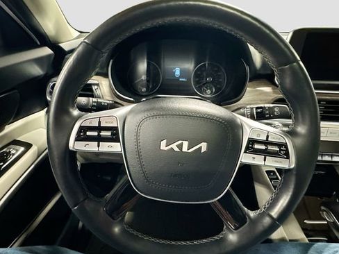 Used 2022 Kia Telluride EX w/ EX Premium Package AWD/4WD image 11