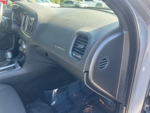 Used 2023 Dodge Charger SXT w/ Blacktop Package AWD/4WD image 27