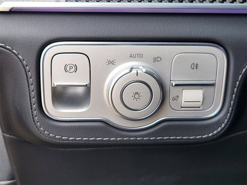 Used 2025 Mercedes-Benz GLS 63 AMG GLS 63 AMG image 20