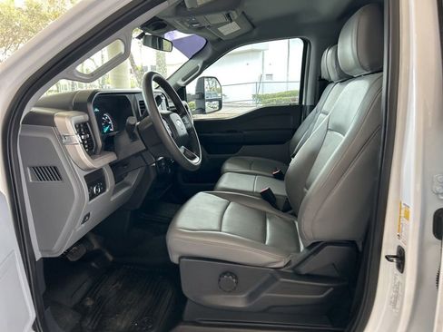 Used 2024 Ford F350 XL w/ FX4 Off-Road Package AWD/4WD image 5
