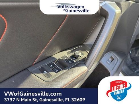 Used 2024 Volkswagen Tiguan Wolfsburg Edition image 20