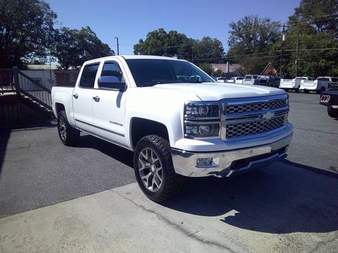 Used 2015 Chevrolet Silverado 1500 LTZ Z71 w/ LTZ Plus Package image 6