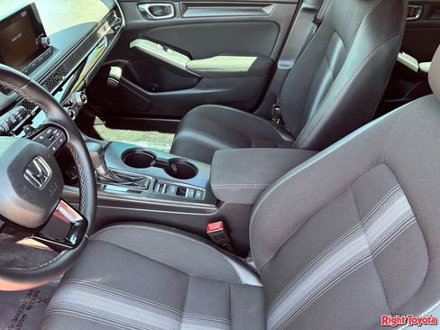 Used 2025 Honda Civic Sport image 19