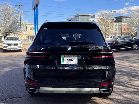 Used 2024 BMW X7 xDrive40i AWD/4WD image 5
