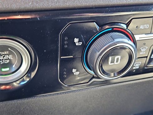 Certified 2023 Chevrolet Silverado 1500 LT image 19