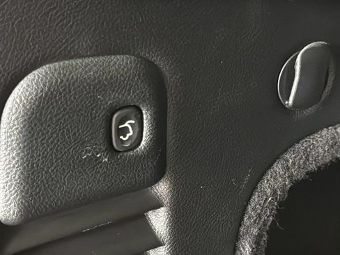 Used 2020 Jeep Grand Cherokee Trackhawk AWD/4WD image 9