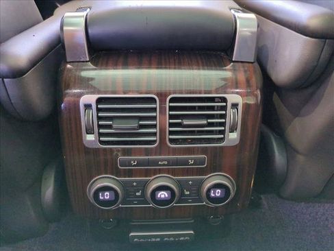 Used 2016 Land Rover Range Rover Supercharged image 18