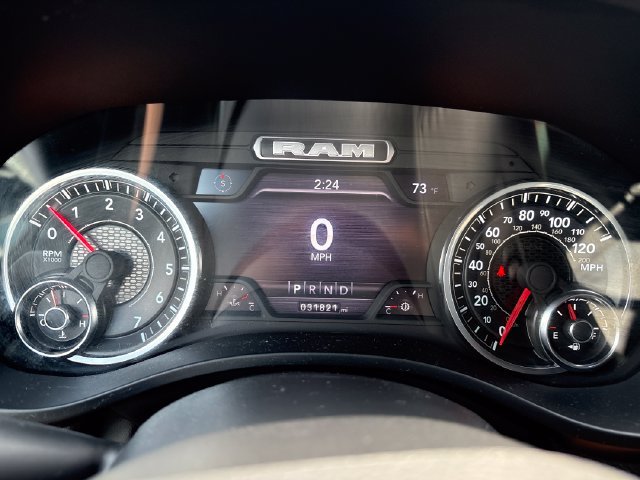 Used 2023 RAM 1500 Laramie AWD/4WD image 13