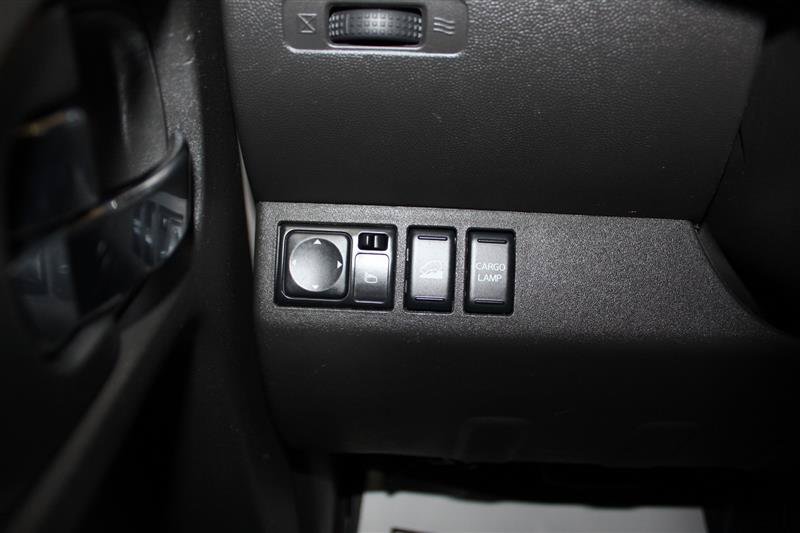 Used 2019 Nissan Frontier PRO-4X w/ Pro-4x Luxury Package AWD/4WD image 25