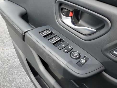 Used 2025 Honda Pilot EX-L image 30