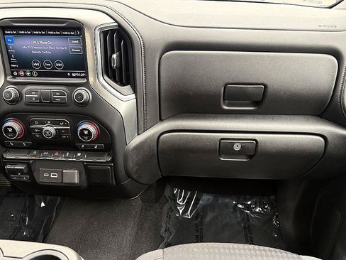 Used 2020 Chevrolet Silverado 1500 LT w/ All-Star Edition AWD/4WD image 12