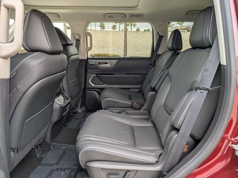 New 2025 INFINITI QX80 Luxe w/ Exterior Package RWD image 16