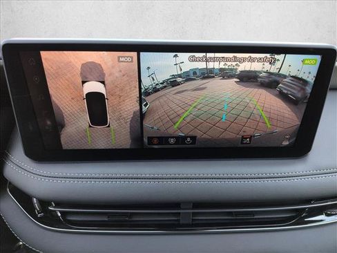 Used 2026 INFINITI QX60 Luxe w/ Family Package FWD image 13