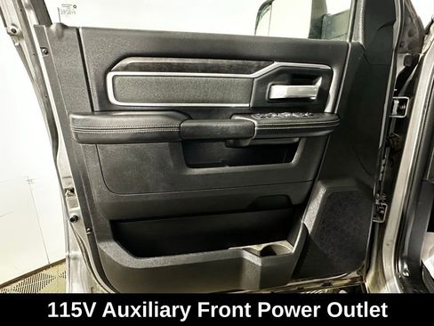 Used 2022 RAM 2500 Big Horn w/ Level B Equipment Group image 18