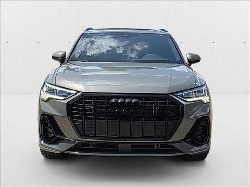 New 2025 Audi Q3 2.0T Premium w/ Convenience Package image 2