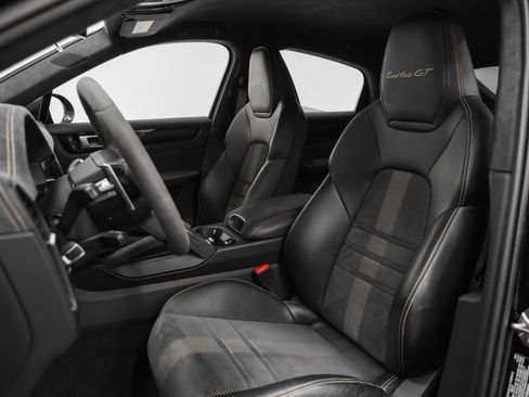 Certified 2022 Porsche Cayenne Turbo GT image 61