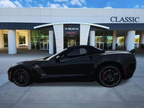 Used 2015 Chevrolet Corvette Z06 w/ 3LZ Preferred Equipment Group RWD image 6