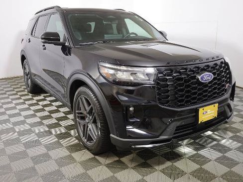 Certified 2026 Ford Explorer ST w/ Sun And Sound Package AWD/4WD image 5